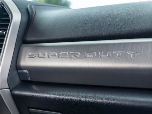 Certified 2022 Ford F350 Platinum image 36