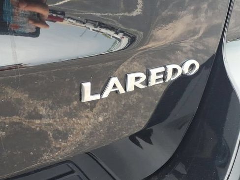 Used 2018 Jeep Grand Cherokee Laredo AWD/4WD image 20