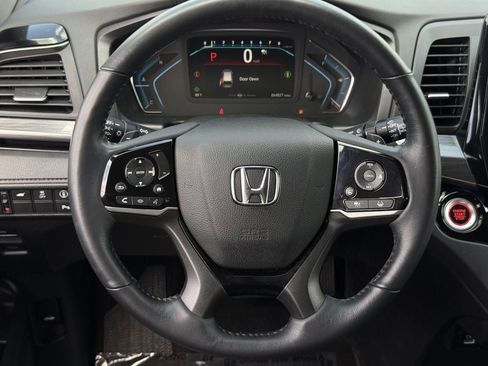 Used 2023 Honda Odyssey Elite image 13