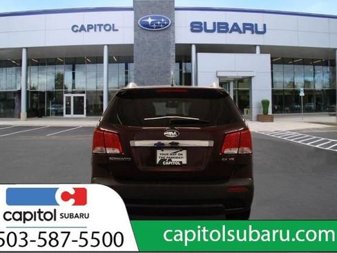 Used 2011 Kia Sorento EX w/ Premium Pkg AWD/4WD image 5
