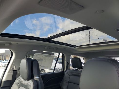 New 2026 Lincoln Aviator Reserve image 10