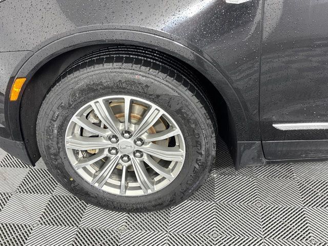 Used 2017 Cadillac XT5 Luxury AWD/4WD image 10