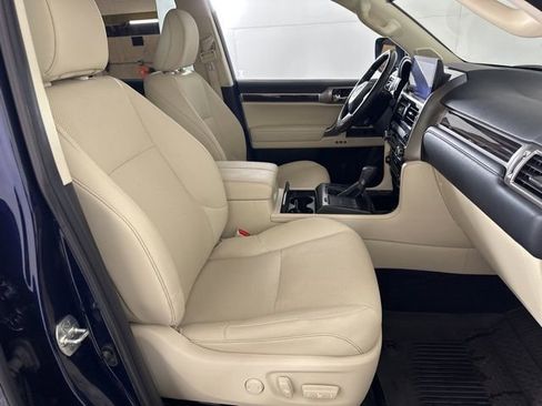 Used 2023 Lexus GX 460 Premium w/ Premium Package AWD/4WD image 18