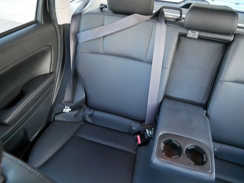 Used 2016 Subaru Forester 2.5i Limited image 12