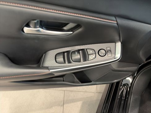 Used 2023 Nissan Sentra SR w/ Midnight Edition Package image 11