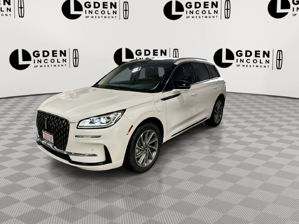 Certified 2024 Lincoln Corsair Grand Touring w/ Equipment Group 301A AWD/4WD image 4