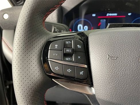 Used 2025 Ford Explorer ST-Line image 12