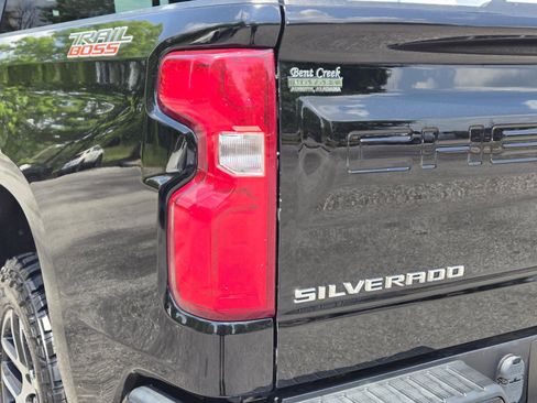 Used 2019 Chevrolet Silverado 1500 LT Trail Boss AWD/4WD image 10