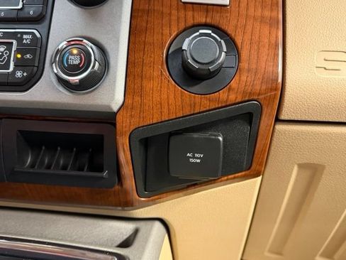 Used 2016 Ford F350 King Ranch w/ King Ranch w/Chrome Package AWD/4WD image 26