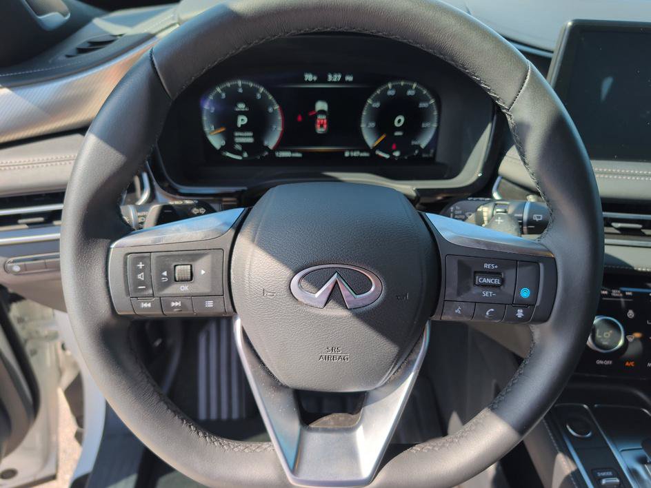 Certified 2025 INFINITI QX60 Luxe w/ Black Edition FWD image 18