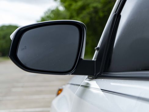 Used 2023 Toyota 4Runner SR5 image 12