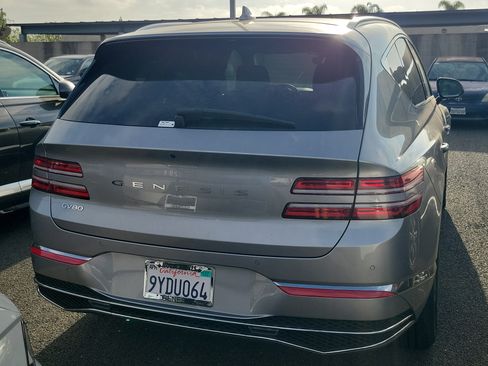Used 2026 Genesis GV80 2.5T RWD image 5