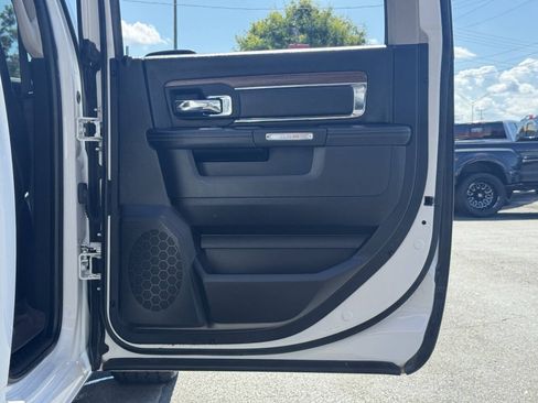 Used 2016 RAM 1500 Laramie AWD/4WD image 29