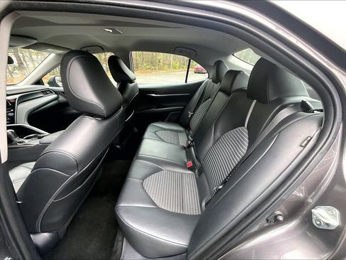 Used 2023 Toyota Camry SE image 23