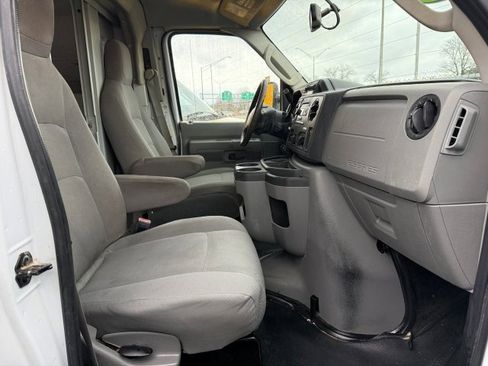 Used 2019 Ford E-350 and Econoline 350 Super Duty w/ Power Windows & Locks Group RWD image 21