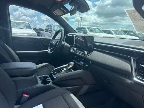 Used 2023 GMC Canyon Elevation w/ Convenience Package RWD image 9