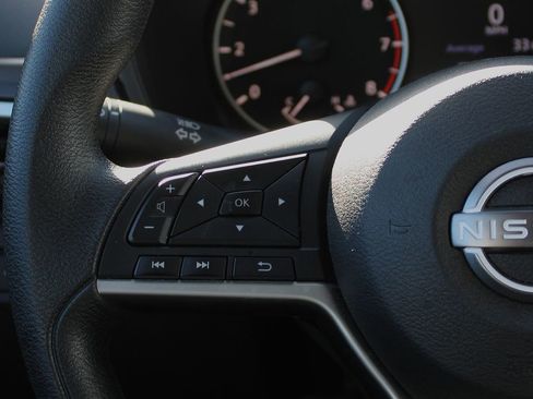 Used 2024 Nissan Altima 2.5 SV image 20