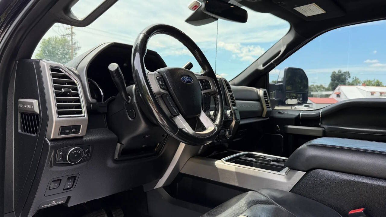 Used 2018 Ford F250 Platinum w/ Platinum Ultimate Package AWD/4WD image 15