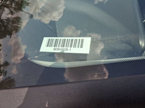 Used 2025 Kia Niro LX FWD image 9