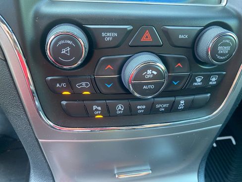 Used 2017 Jeep Grand Cherokee Altitude AWD/4WD image 16