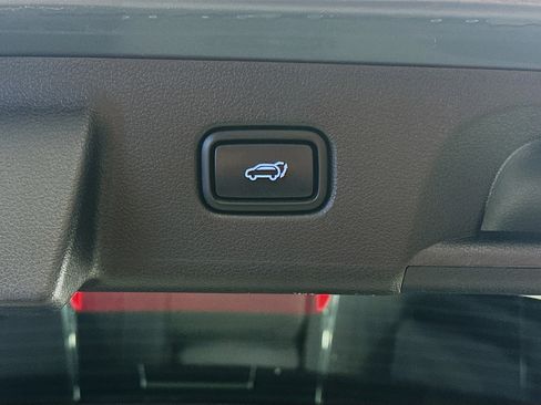 Used 2020 Hyundai Palisade SEL w/ Premium Package image 31