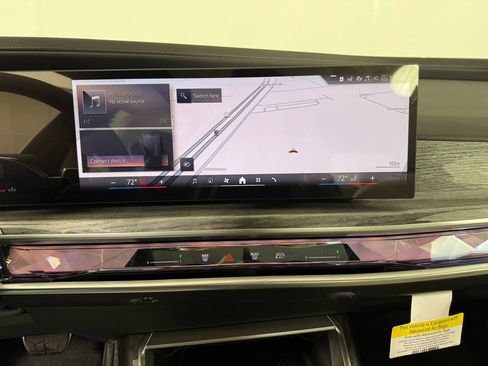 New 2025 BMW 760i xDrive w/ Executive Package image 14