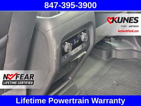 Used 2024 Chevrolet Traverse RS AWD/4WD image 32