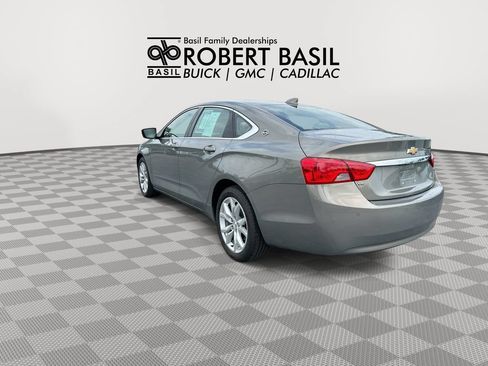Used 2017 Chevrolet Impala LT w/ Convenience Package FWD image 6