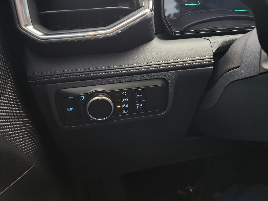 Used 2026 Ford Mustang GT Premium RWD image 33