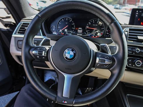 Used 2019 BMW 440i xDrive Coupe w/ M Sport Package image 15