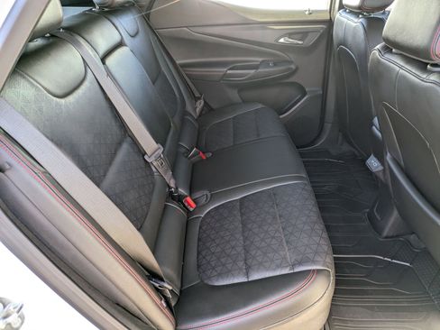 Used 2023 Chevrolet Bolt EUV LT w/ Convenience Package image 26