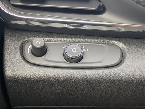 New 2026 Buick Envista Preferred w/ Convenience I Package image 32