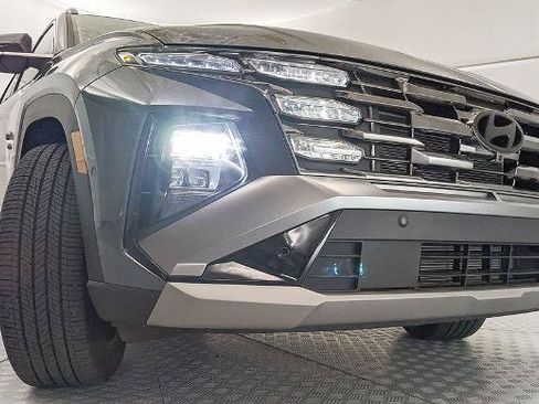 Used 2025 Hyundai Tucson Limited FWD image 7