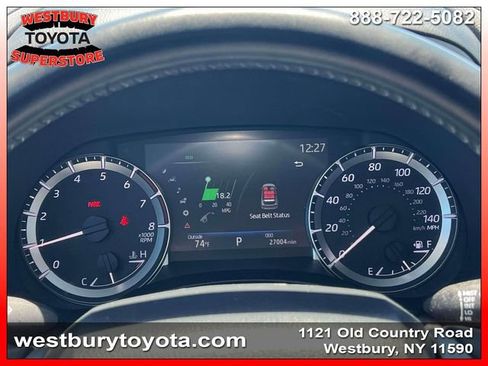 Used 2023 Toyota Highlander XLE AWD/4WD image 28