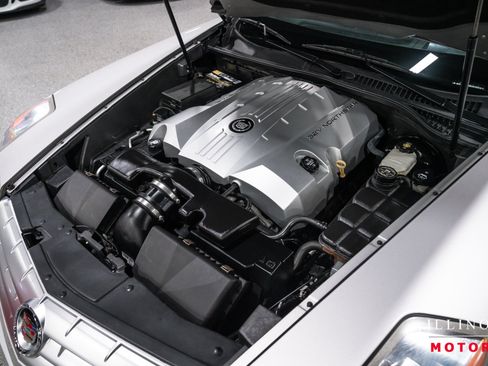 Used 2004 Cadillac XLR RWD image 29