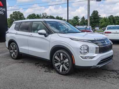 New 2025 Mitsubishi Outlander AWD