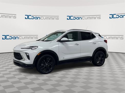 Certified 2025 Buick Encore GX Sport Touring w/ Comfort Package image 4