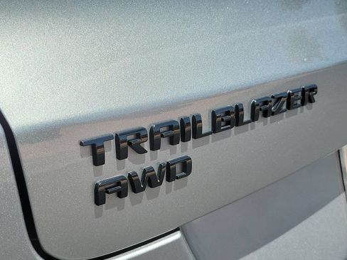 Used 2024 Chevrolet TrailBlazer RS AWD/4WD image 27