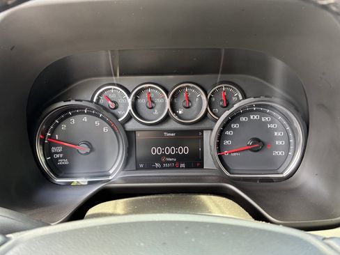 Used 2022 Chevrolet Suburban LS w/ Driver Alert Package image 31