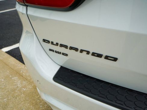 Used 2016 Dodge Durango R/T image 3