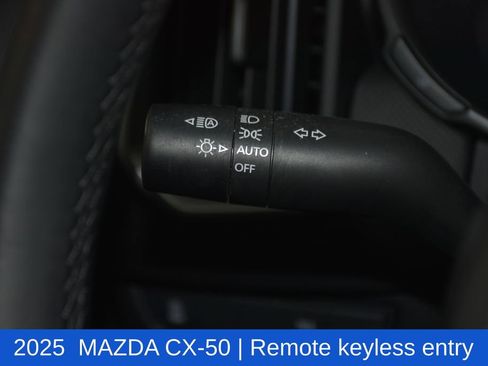 Used 2025 MAZDA CX-50 AWD 2.5 S w/ Premium Package image 9