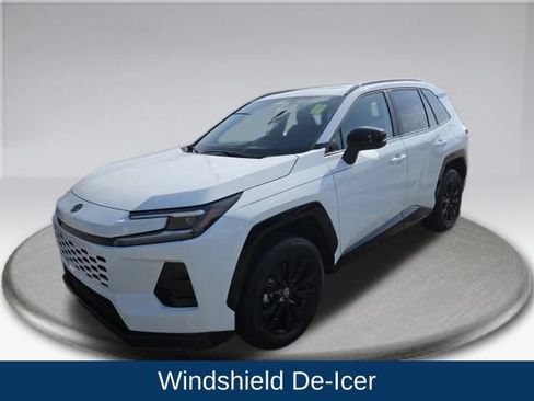 Used 2026 Toyota RAV4 SE w/ Convenience Package FWD image 12