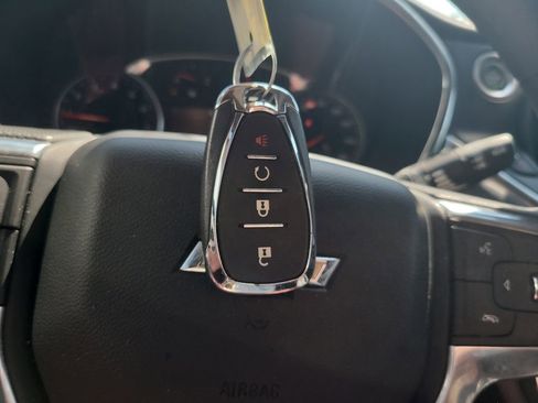 Used 2023 Chevrolet Blazer LT image 27