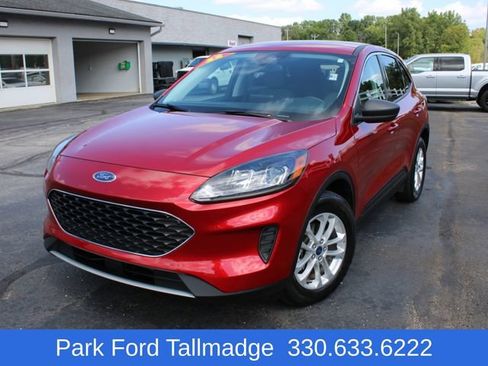 Used 2022 Ford Escape SE w/ Cold Weather Package FWD image 10