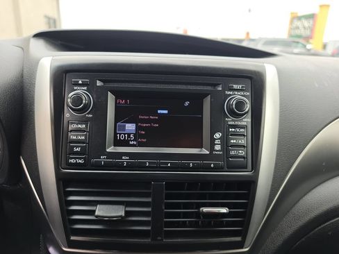 Used 2012 Subaru Forester 2.5X Limited AWD/4WD image 16