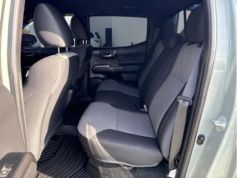 Used 2023 Toyota Tacoma TRD Sport image 16