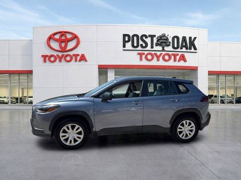 Used 2026 Toyota Corolla Cross L FWD image 9
