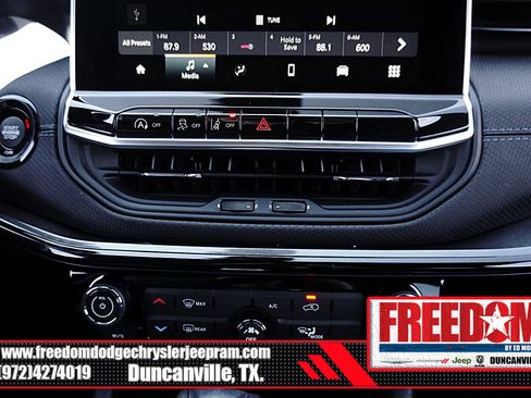 New 2026 Jeep Compass Latitude AWD/4WD image 22