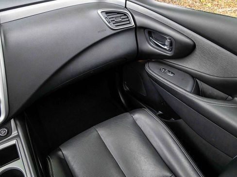 Certified 2022 Nissan Murano SL w/ SL Moonroof Package image 18