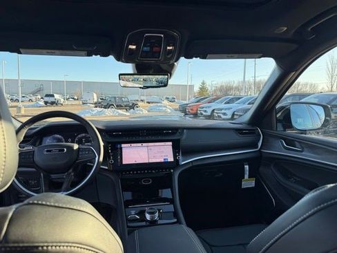 New 2026 Jeep Grand Cherokee L Limited image 32